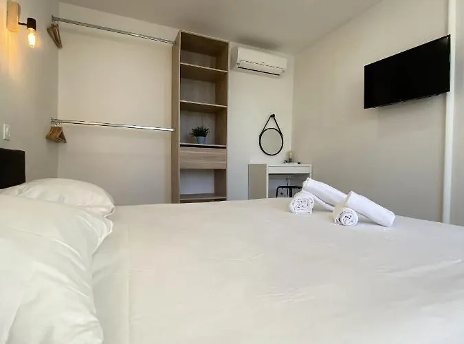 La Cle -climatisation - Parking Prive - Ideale - Professionnels - Familles - Amis 公寓 耶尔