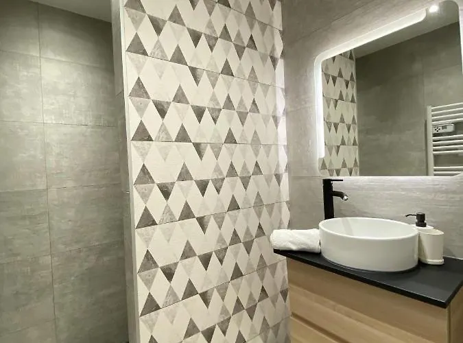 La Cle -climatisation - Parking Prive - Ideale - Professionnels - Familles - Amis 公寓 耶尔